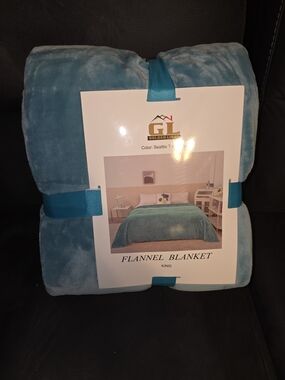 Seattle Teal Flannel Blanket - King